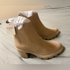 Tan Chelsea Boots